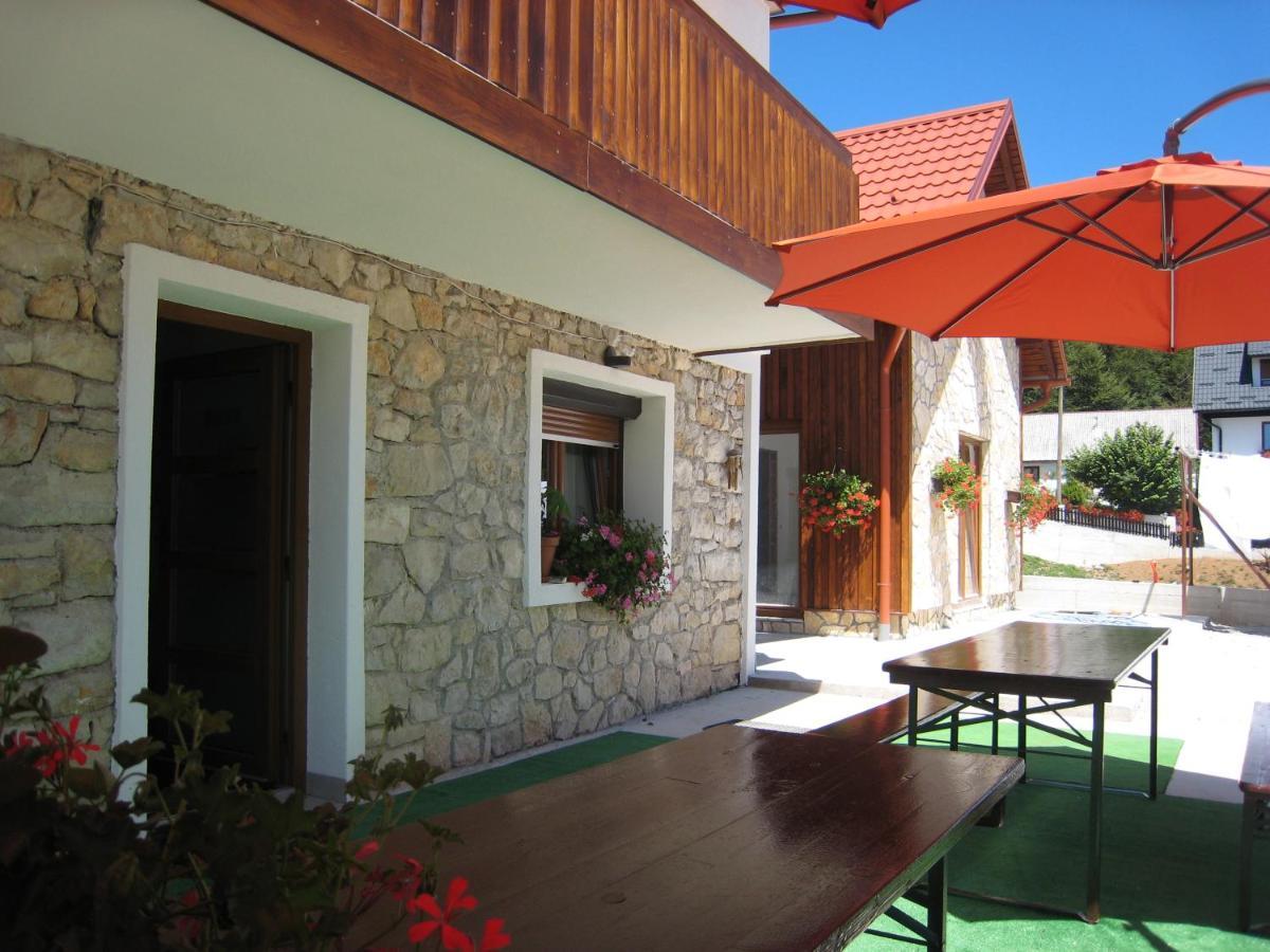 Sixteen Lakes Guest House 2 Jezerce Esterno foto